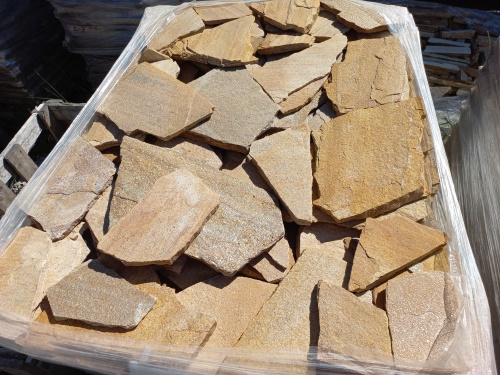 Плитняк златолит жёлтый золотистый для фасада 1,5-3см купить в Анапе