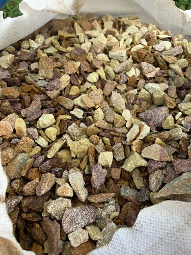 Златолит персиковый декоративная каменная крошка купить в Анапе