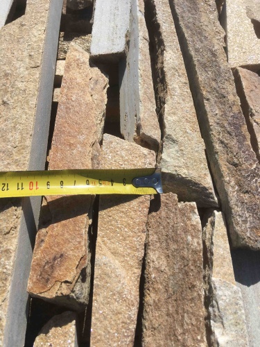 Горбушка златолит золотистый для облицовки купить в Анапе