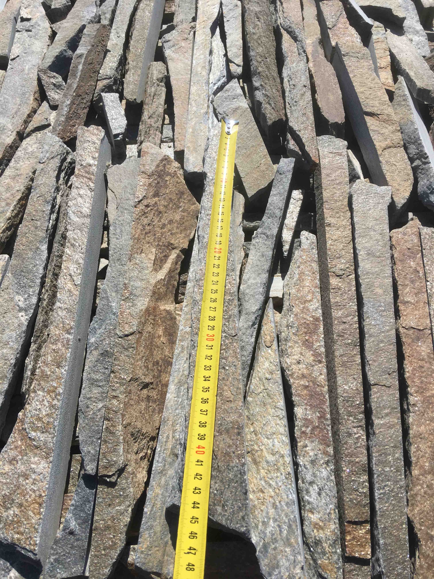 Горбушка златолит мультиколор для облицовки купить в Анапе