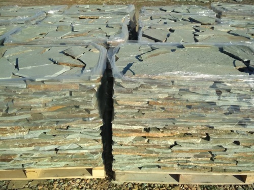 Плитняк златолит зелёный для цоколя, отмостки купить в Анапе